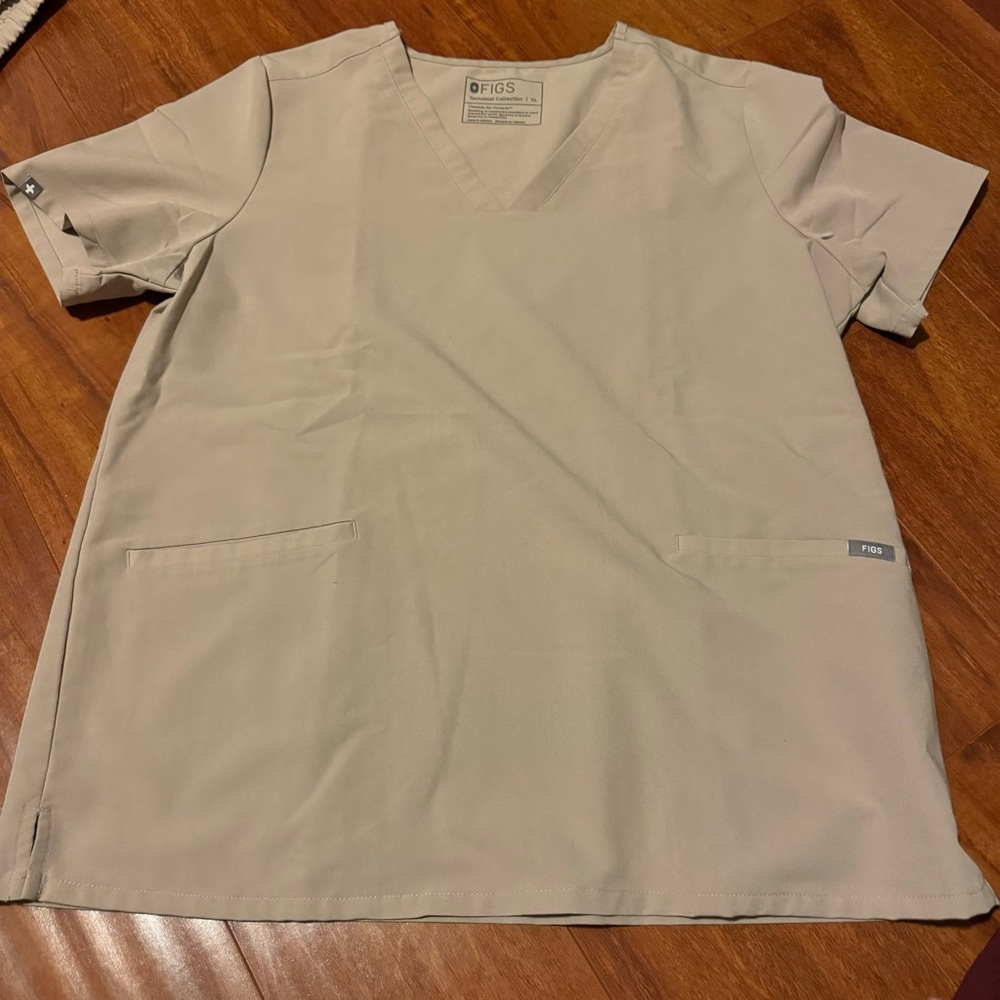 FIGS BEIGE SCRUB TOP - SIZE XL